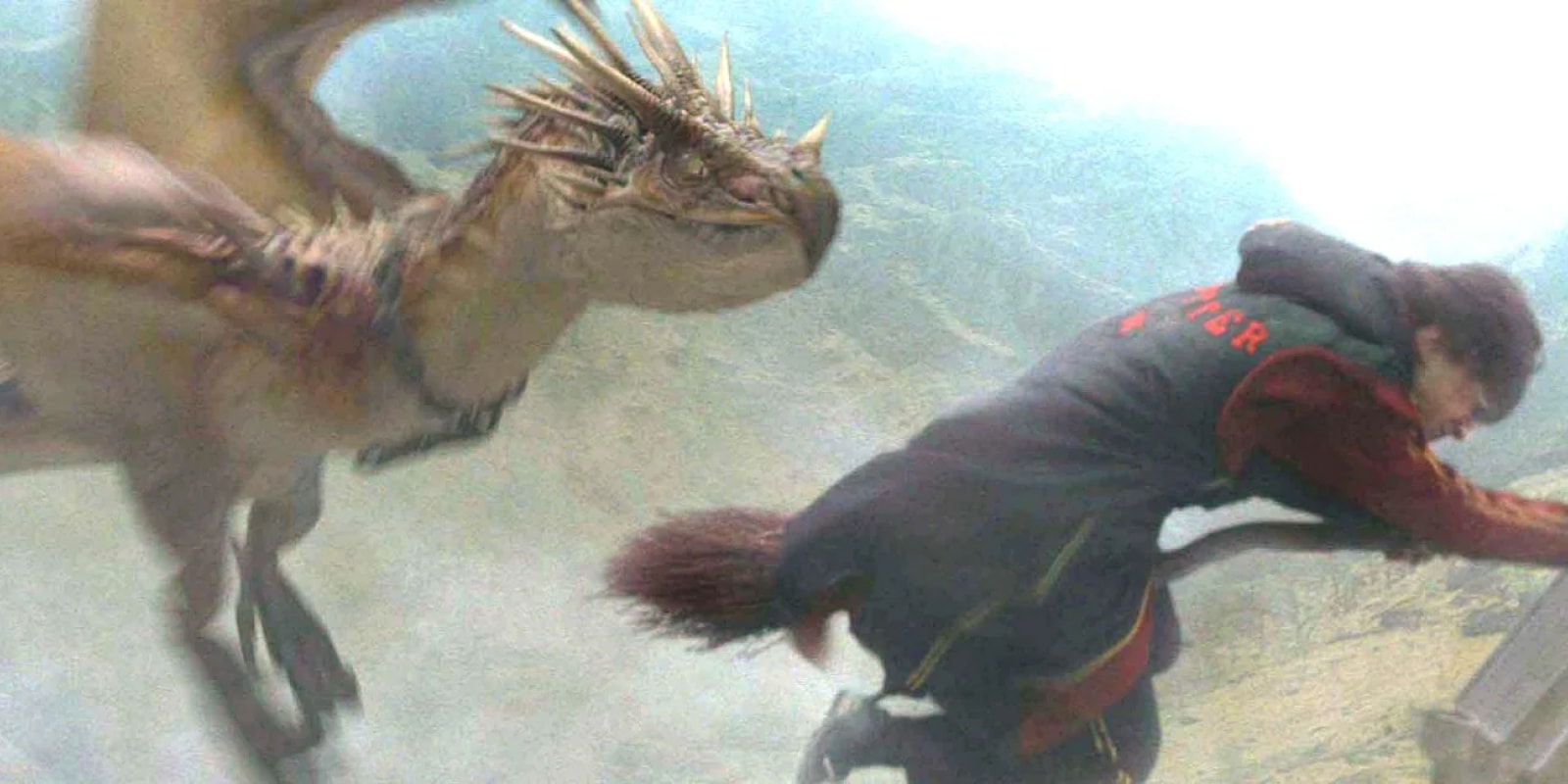 Сцена сражения Гарри Поттера с драконом
